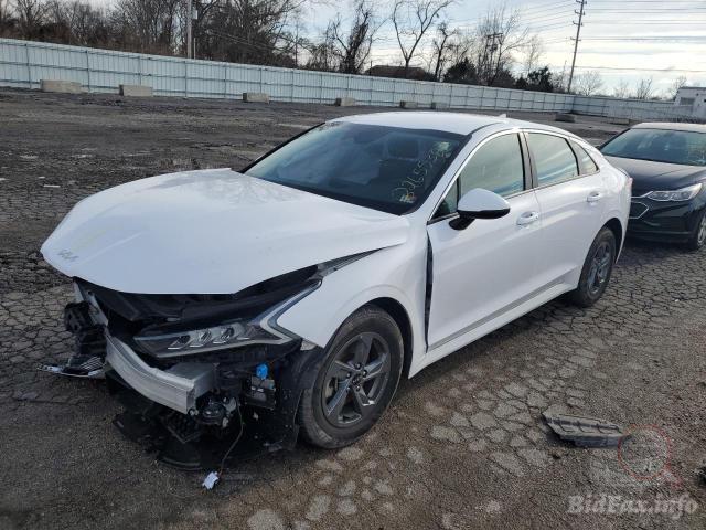 Kia K5 Lxs 2023 White 1.6L 4