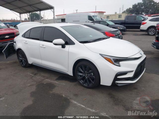 Toyota Corolla Hybrid SE 2023 White 1.8L