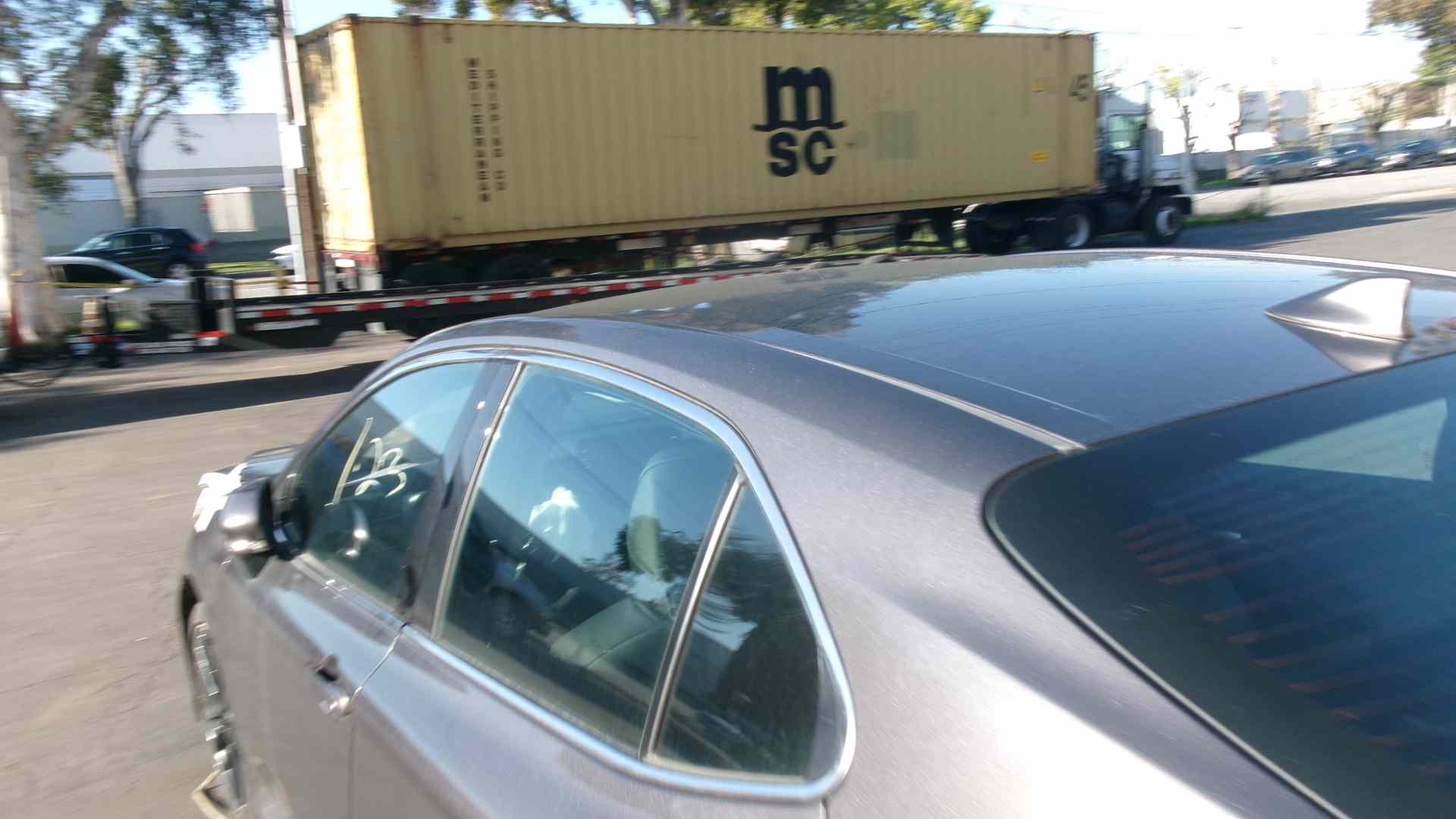 39431424