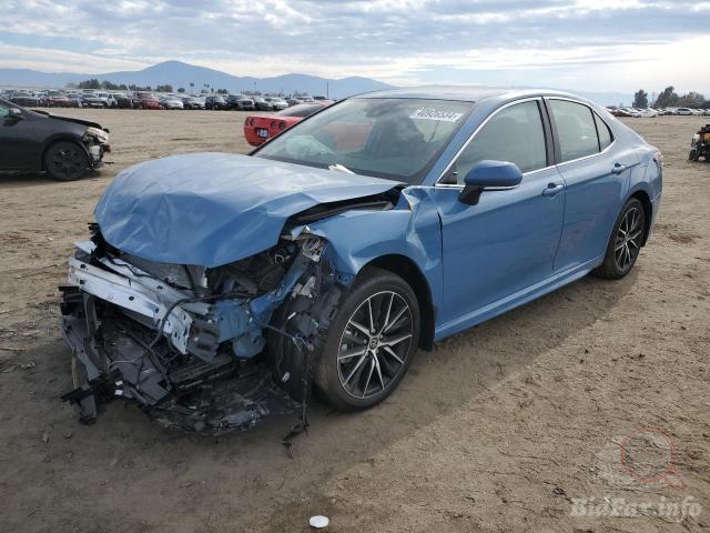 Toyota Camry SE Night Shade 2024 Blue 2.5L 4