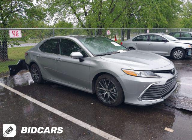 2024 Toyota Camry, XLE V6