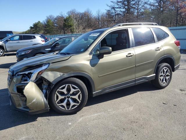 2023 Subaru Forester, Premium