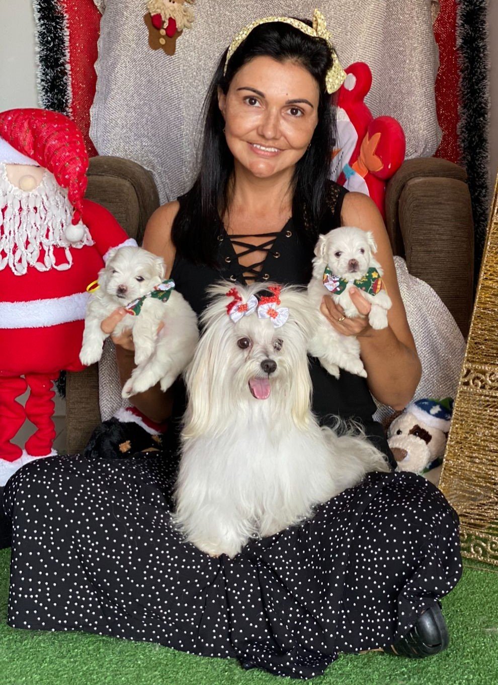 FOTO 10 – Empresária do setor Pet, Marina Junqueira passou a última semana do ano em merecido descanso com a família em sua bela fazenda e inicia 2022 feliz da vida com o sucesso do Sallon Pet e do Castelly Dog.