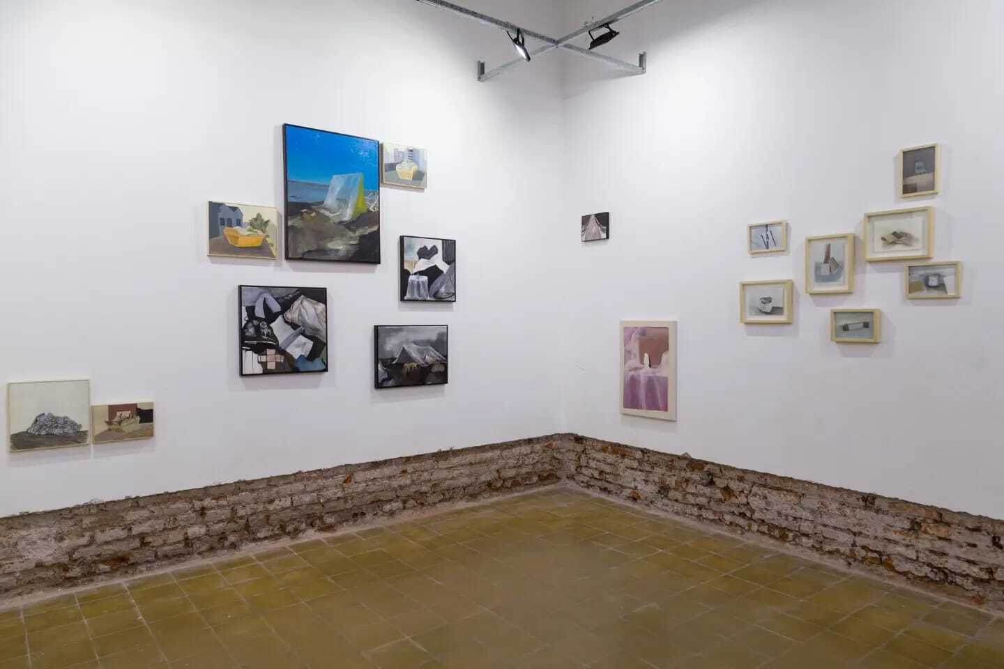 Towards the impossible ceiling of the heavens