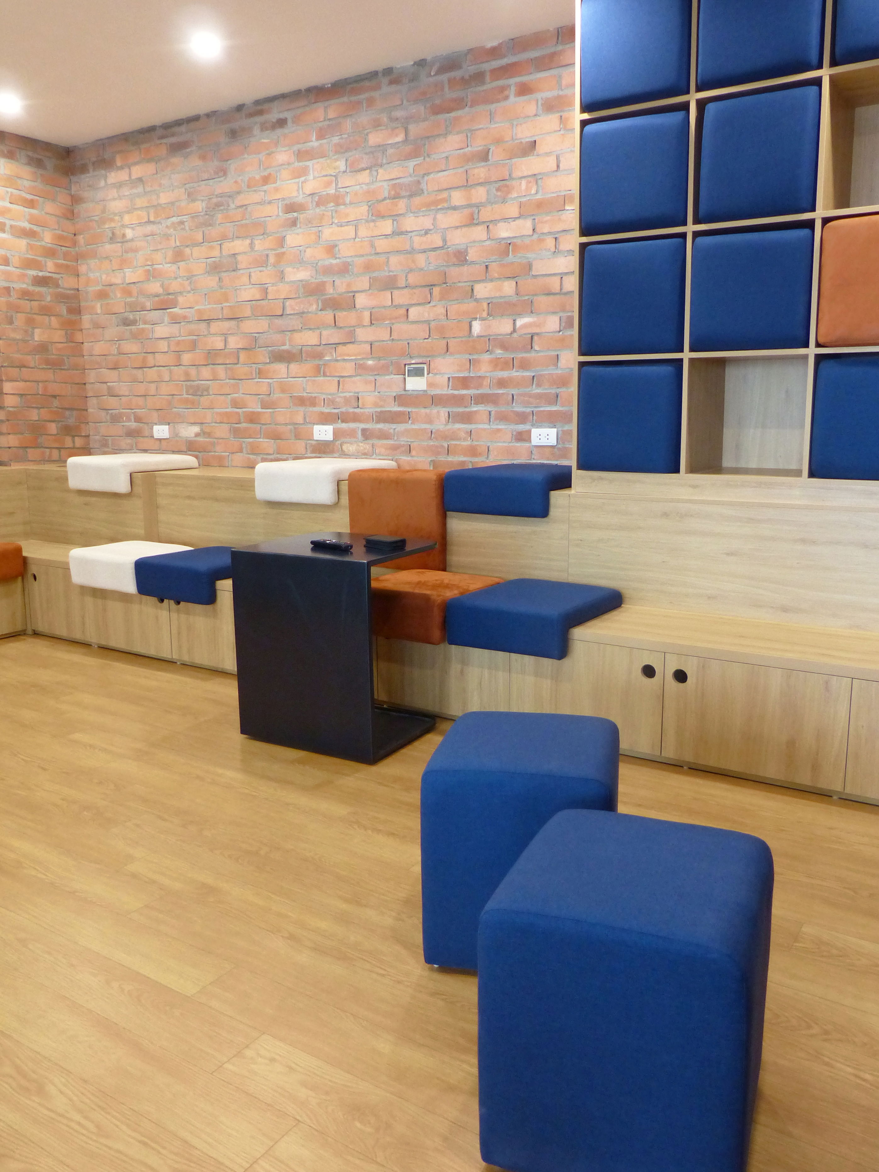 Thiết kế nội thất bán lẻ