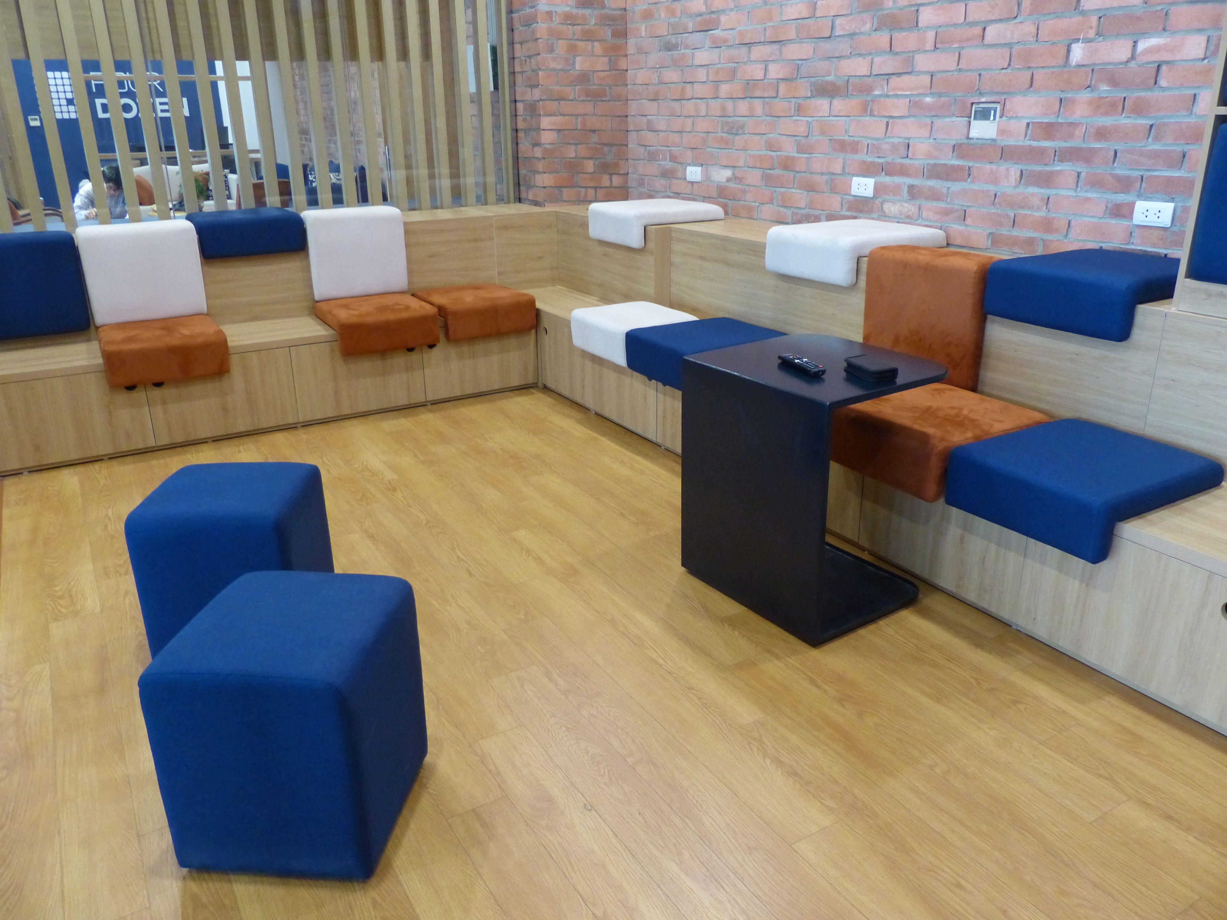 Thiết kế nội thất bán lẻ