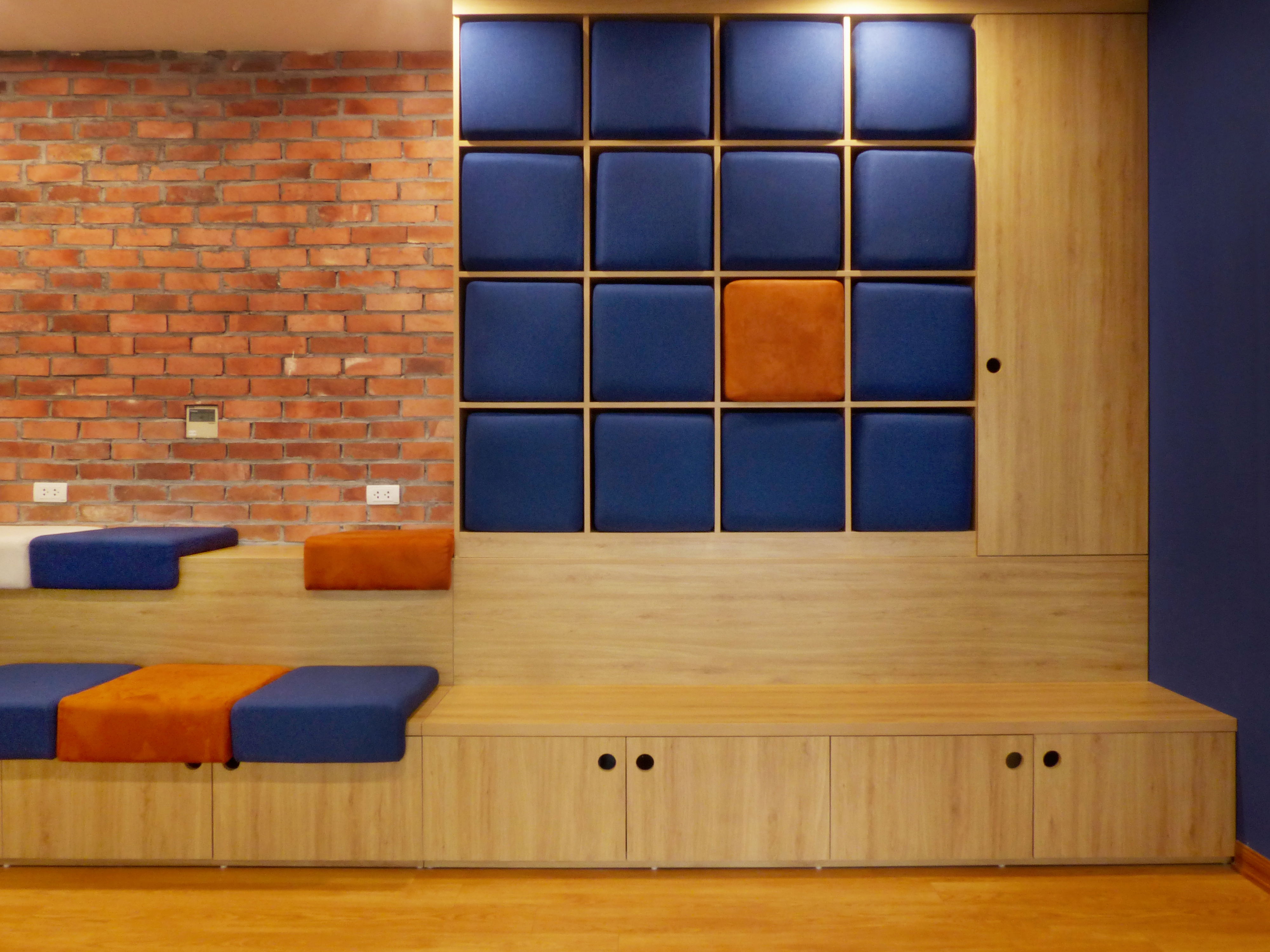 Thiết kế nội thất bán lẻ