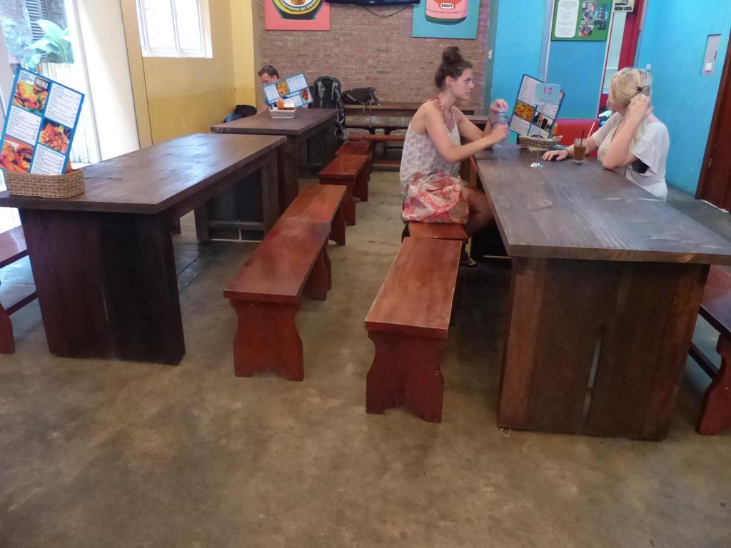 Thiết kế nội thất bán lẻ