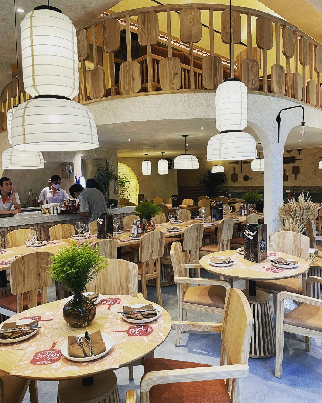 Thiết kế nội thất nhà hàng