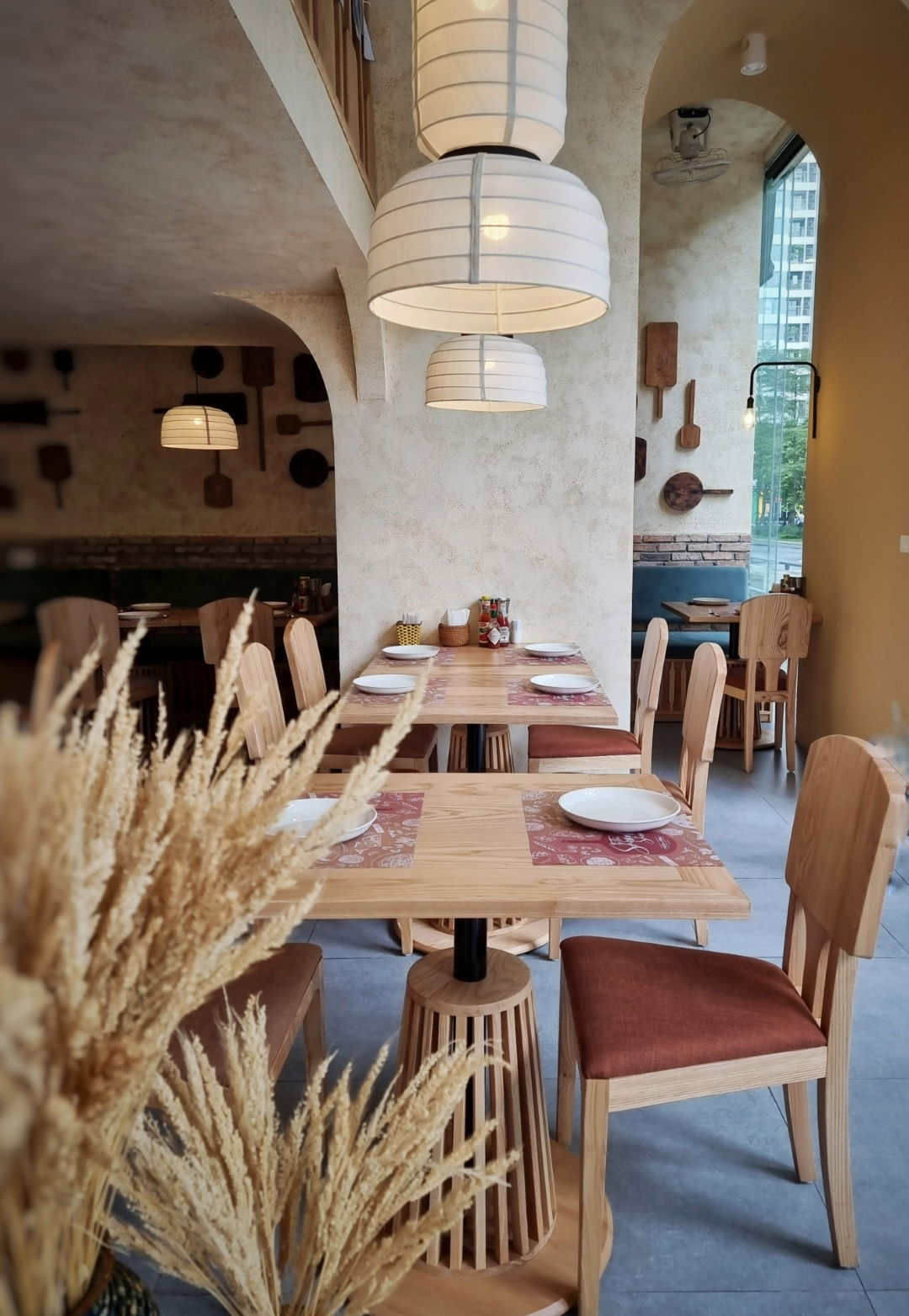 Thiết kế nội thất nhà hàng