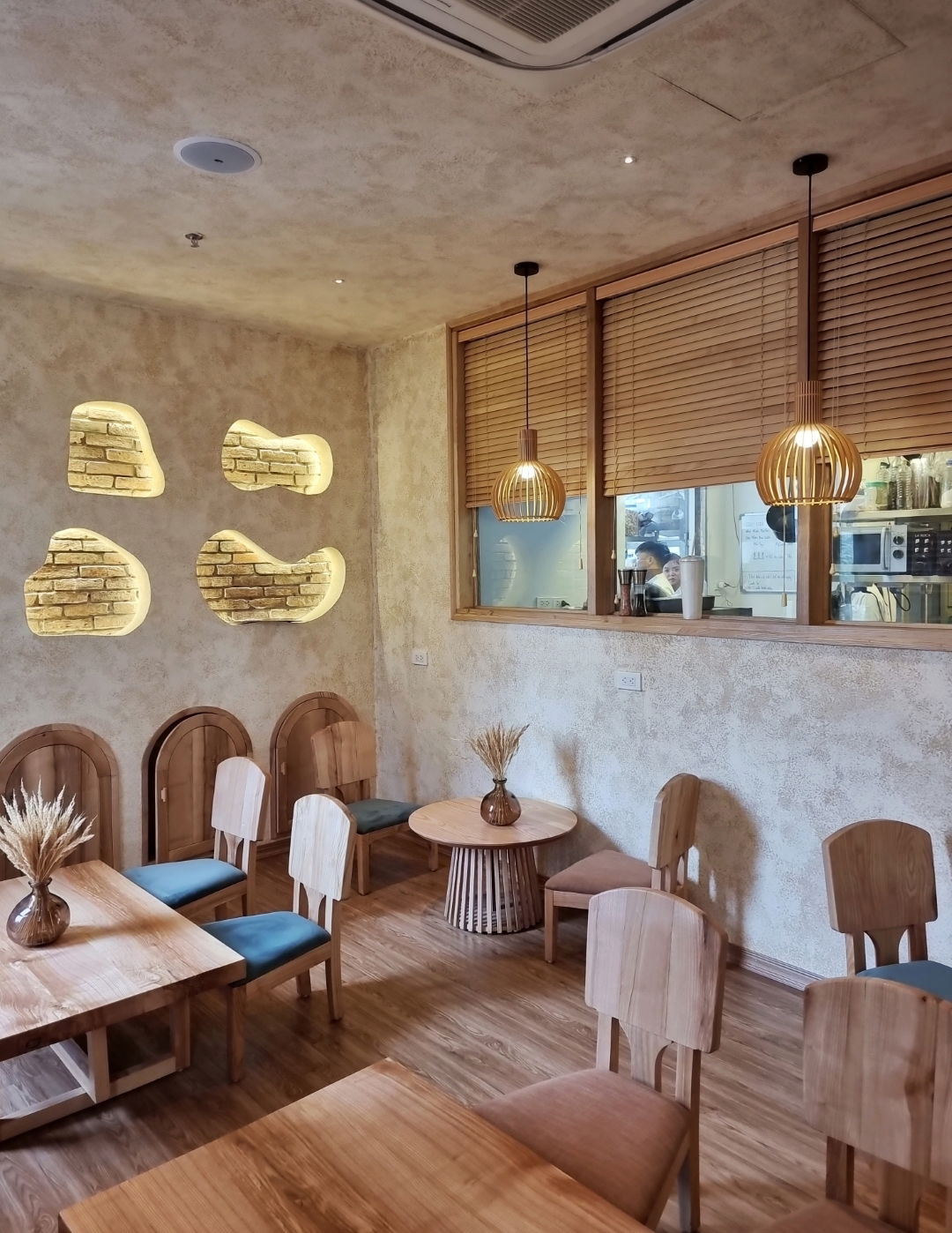 Thiết kế nội thất nhà hàng