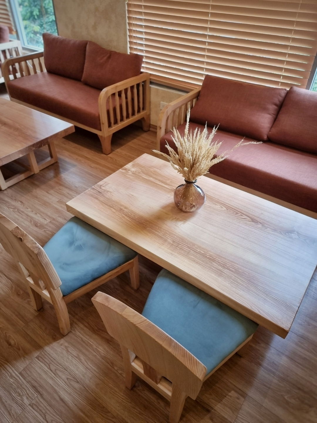 Thiết kế nội thất nhà hàng