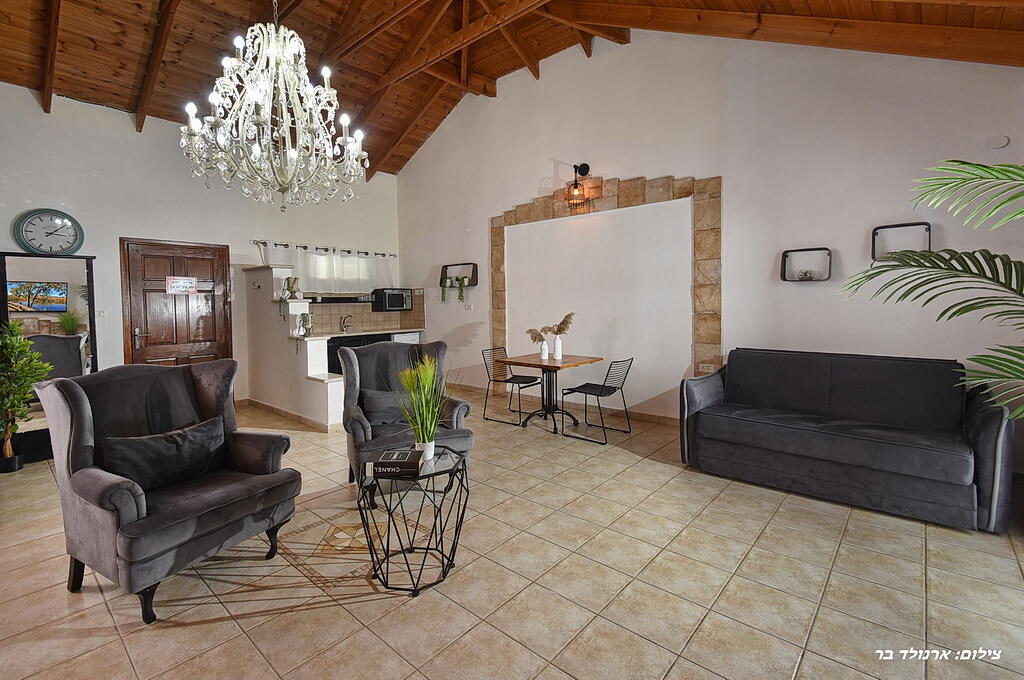 A dream house in Biriya