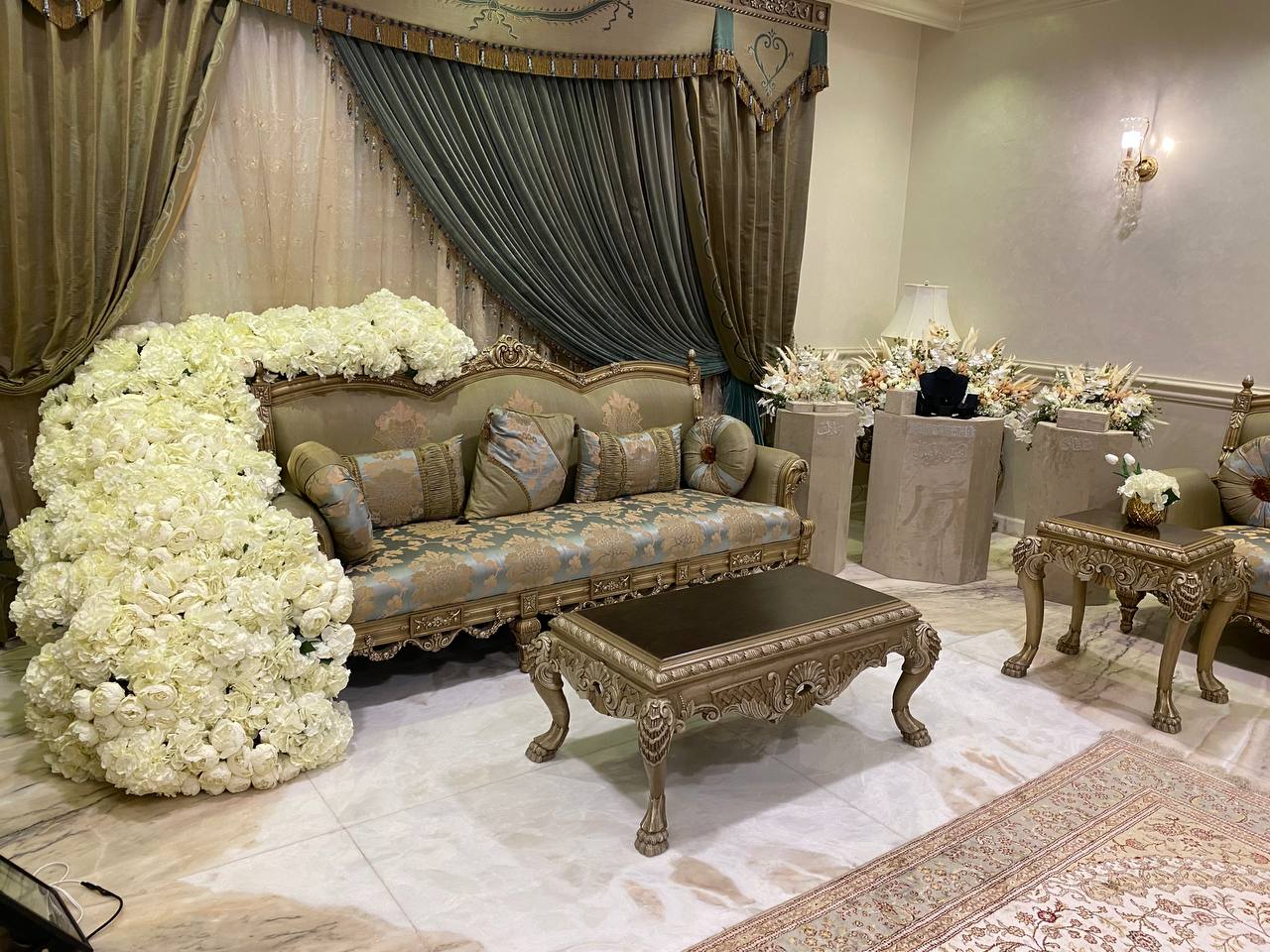 Coordination of small chalets and houses