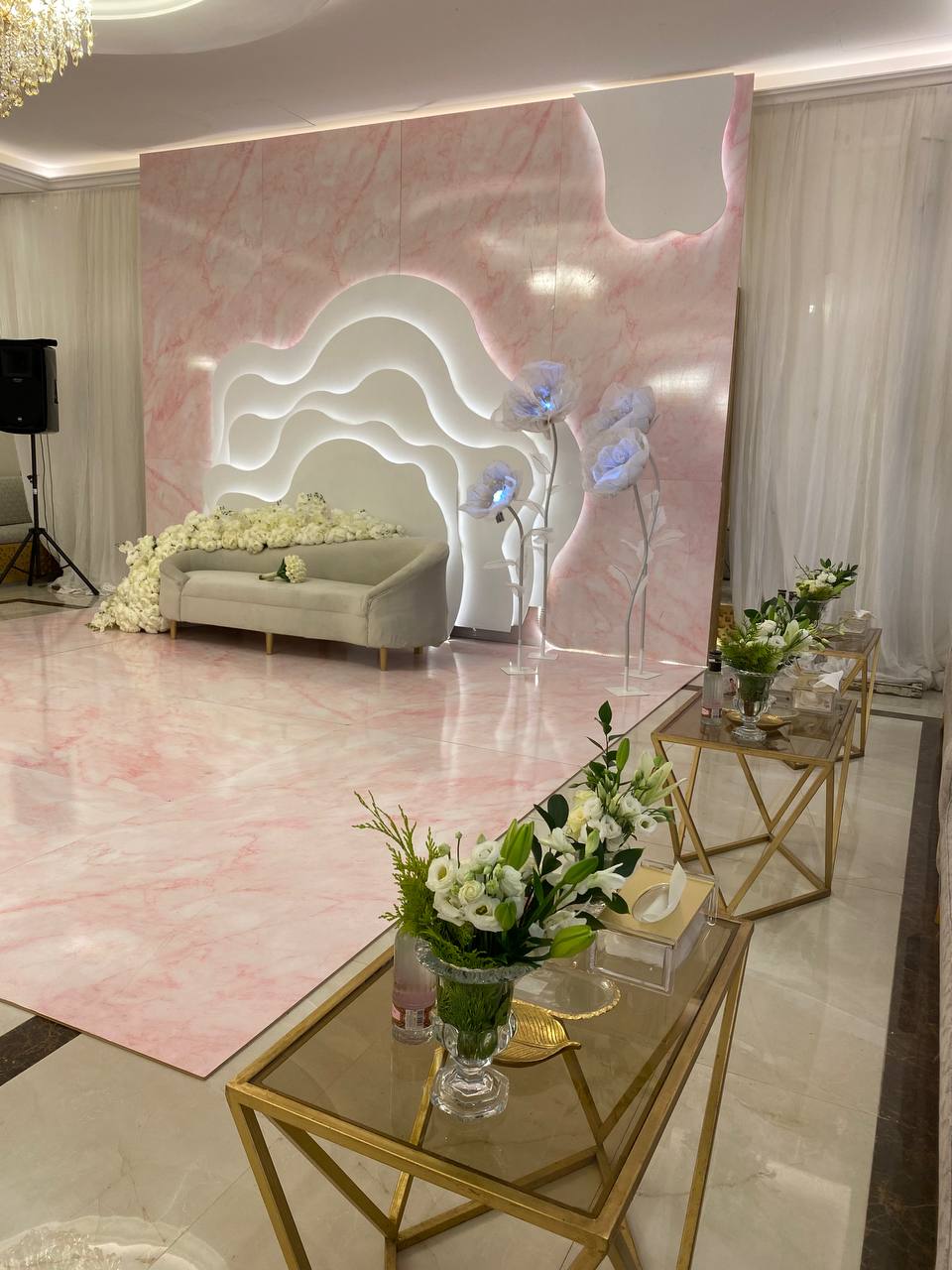 Coordination of small chalets and houses