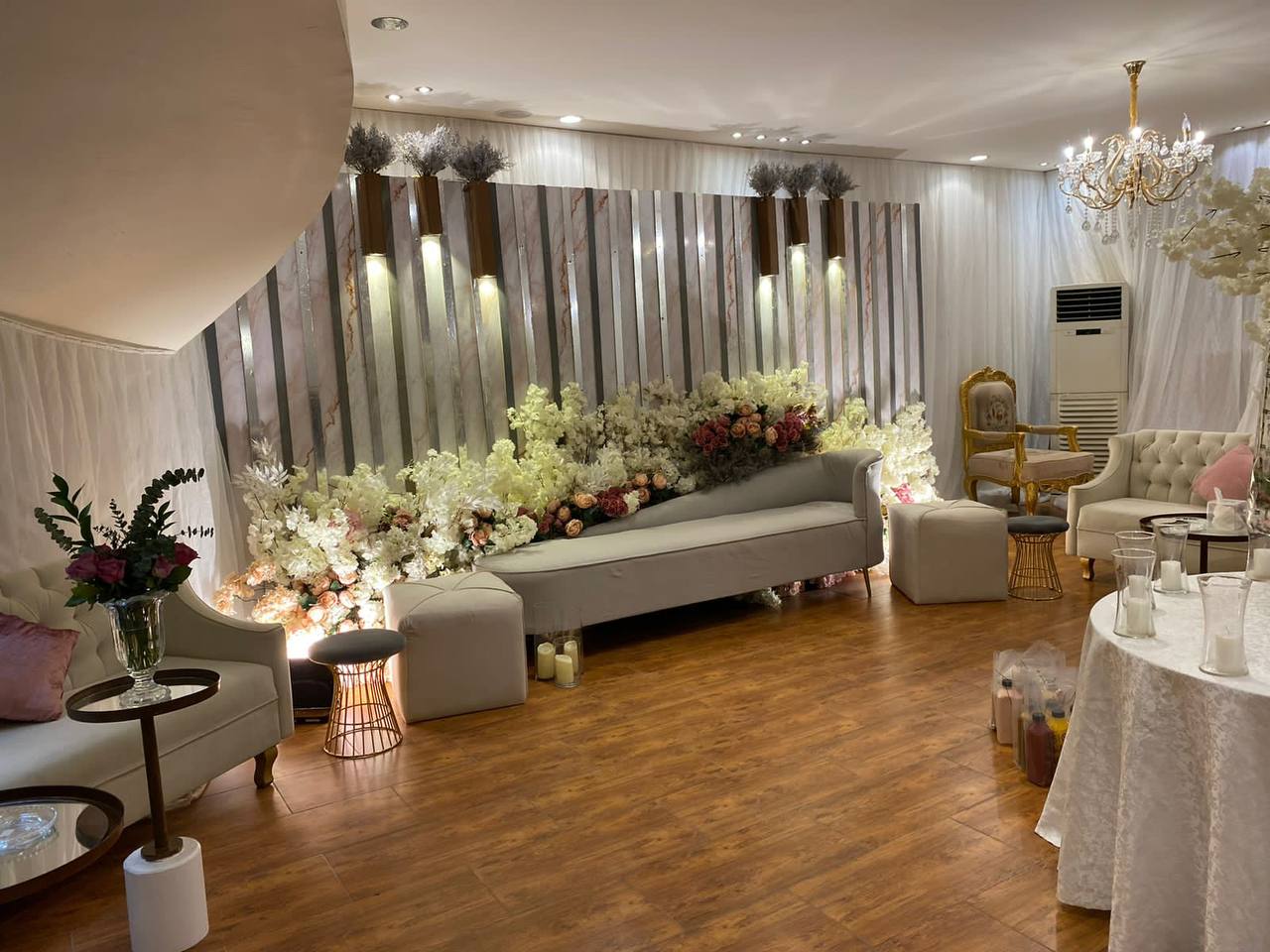 Coordination of small chalets and houses