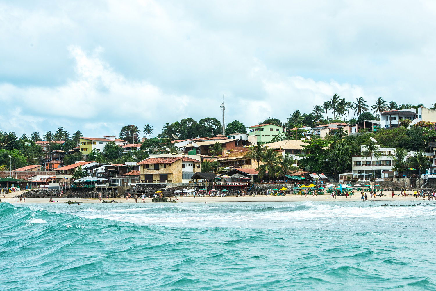 Pipa Beach sett fra sjøen, Brasil