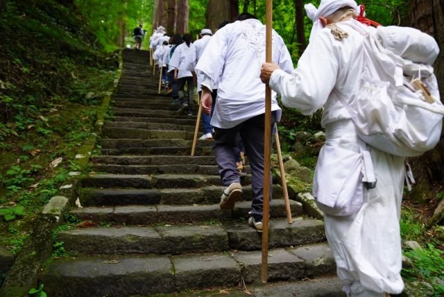 Yamabushi-trening ved Yudono-fjellet