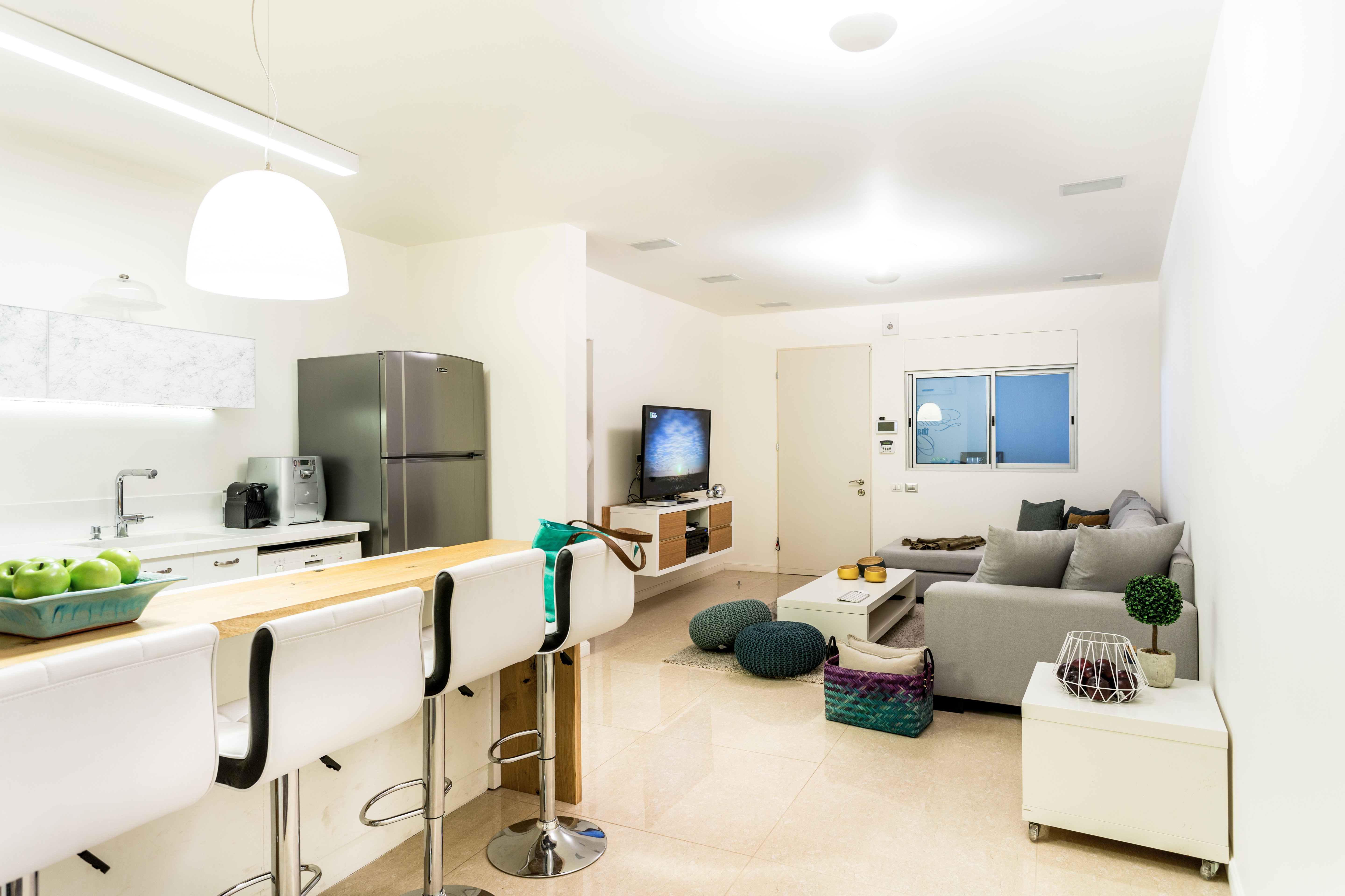 Unité de logement dans une maison privée à Sharon