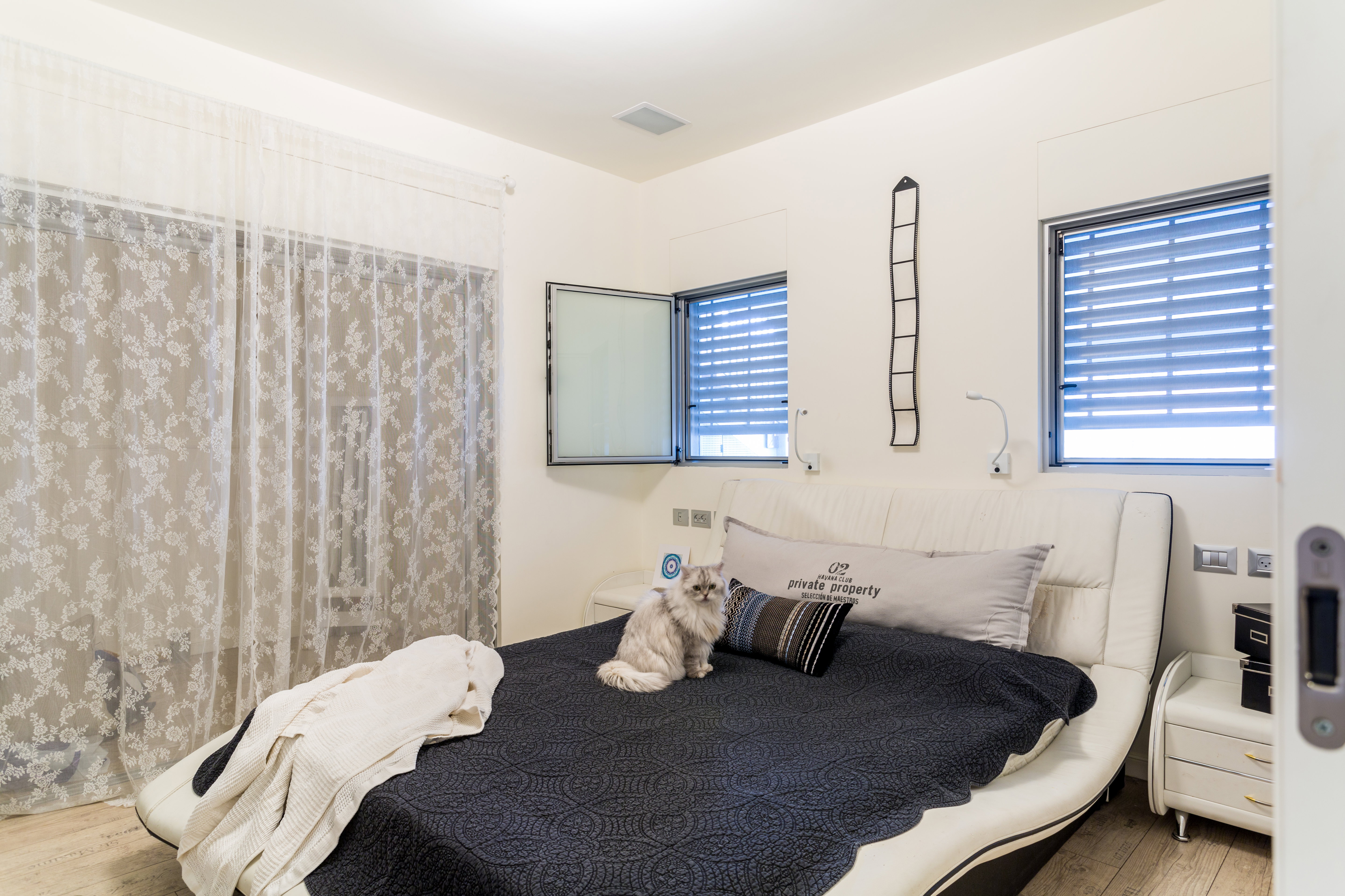 Unité de logement dans une maison privée à Sharon