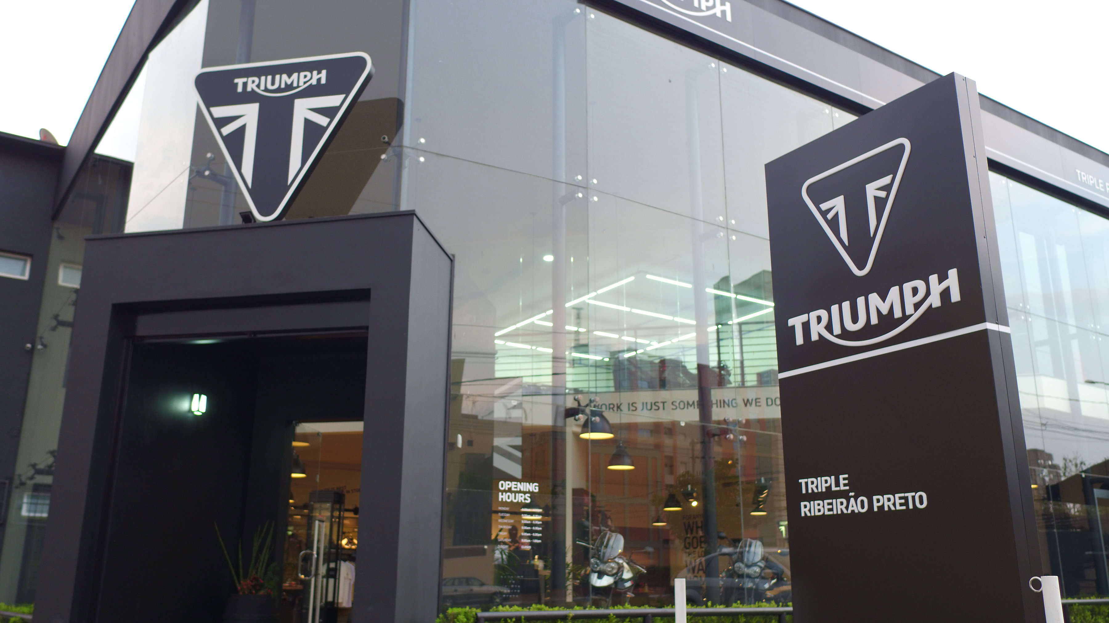 TRIUMPH TRIPLE RIBEIRÃO PRETO