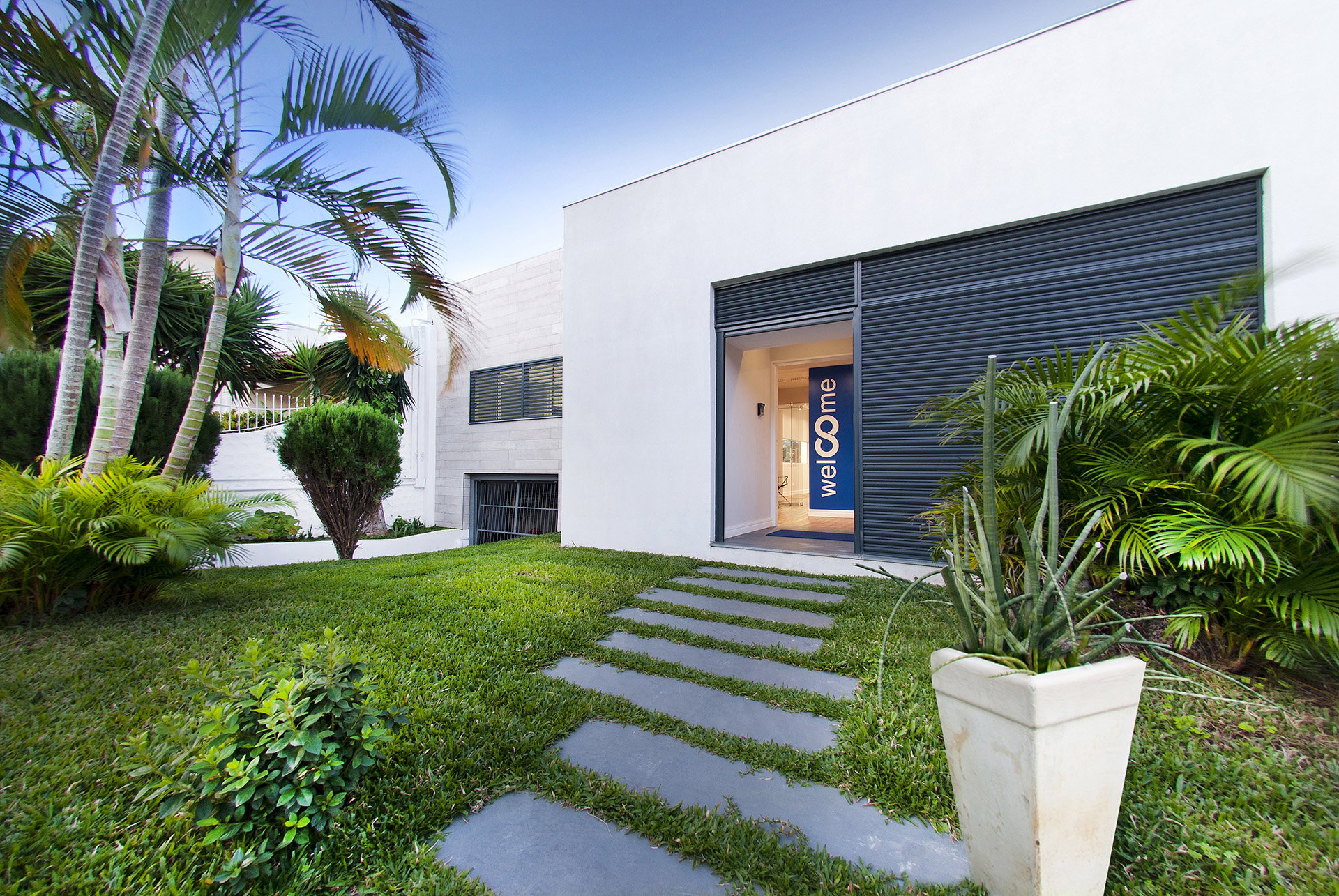 COMPACTA - Communication Agency