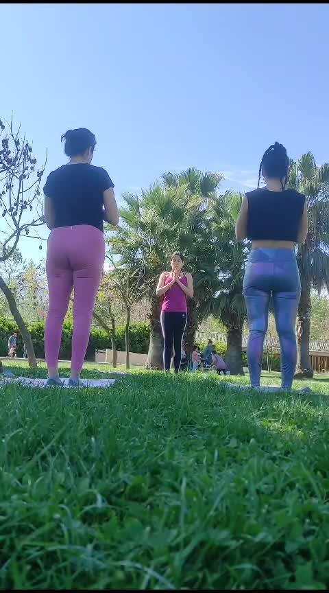 yoga con Lesly rubiño thumbnail