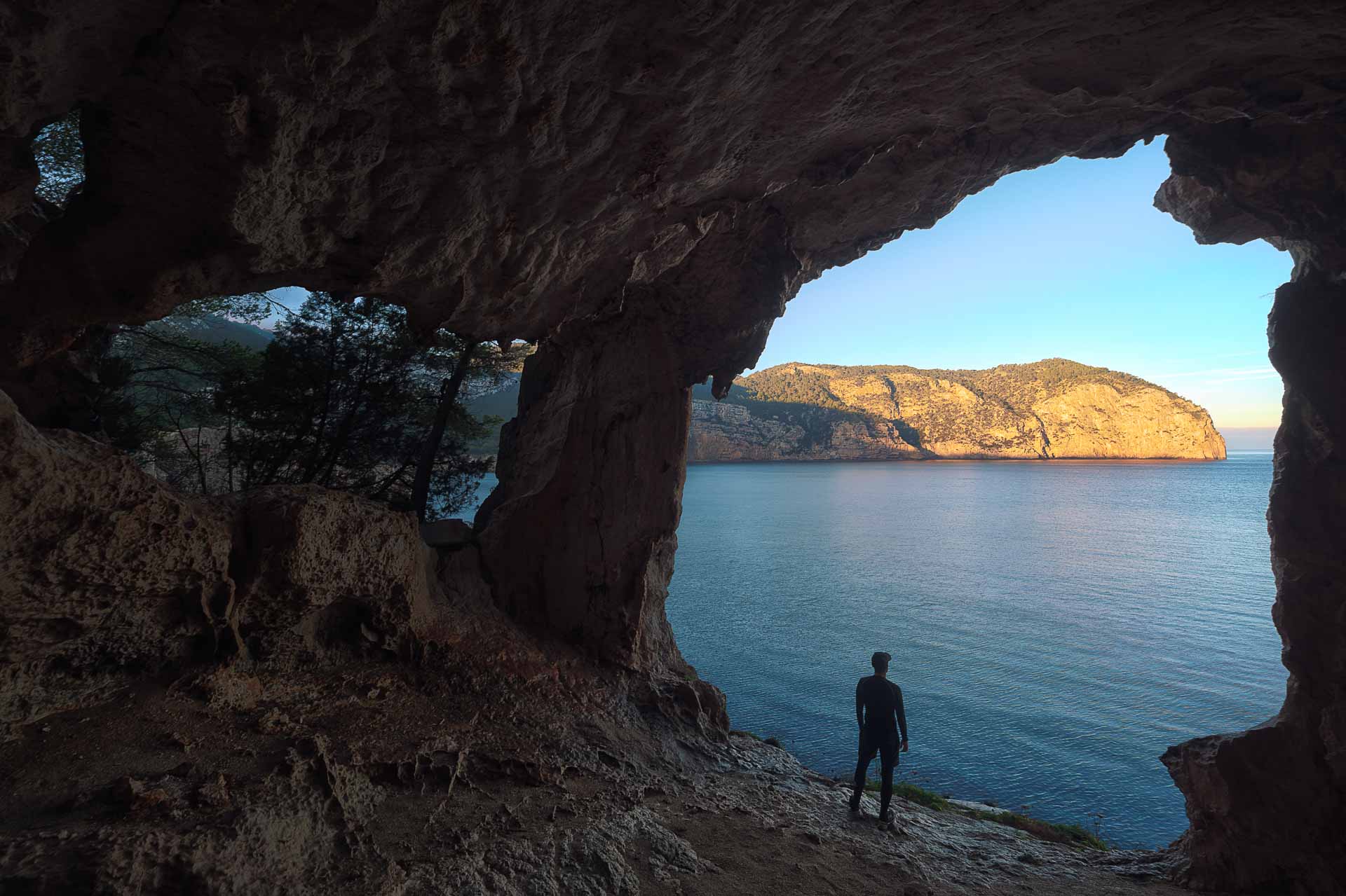 A BALCONY TO THE BAY