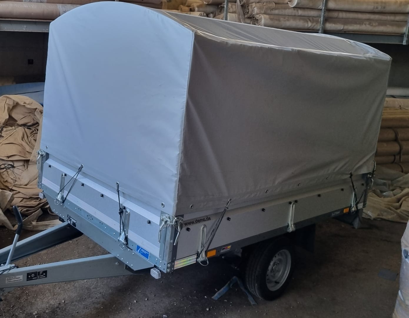 Tarpaulin products in a variety of customized colors