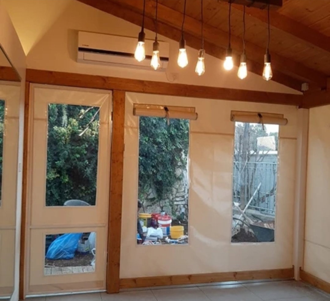 Tarpaulin costume made with transparent fabric