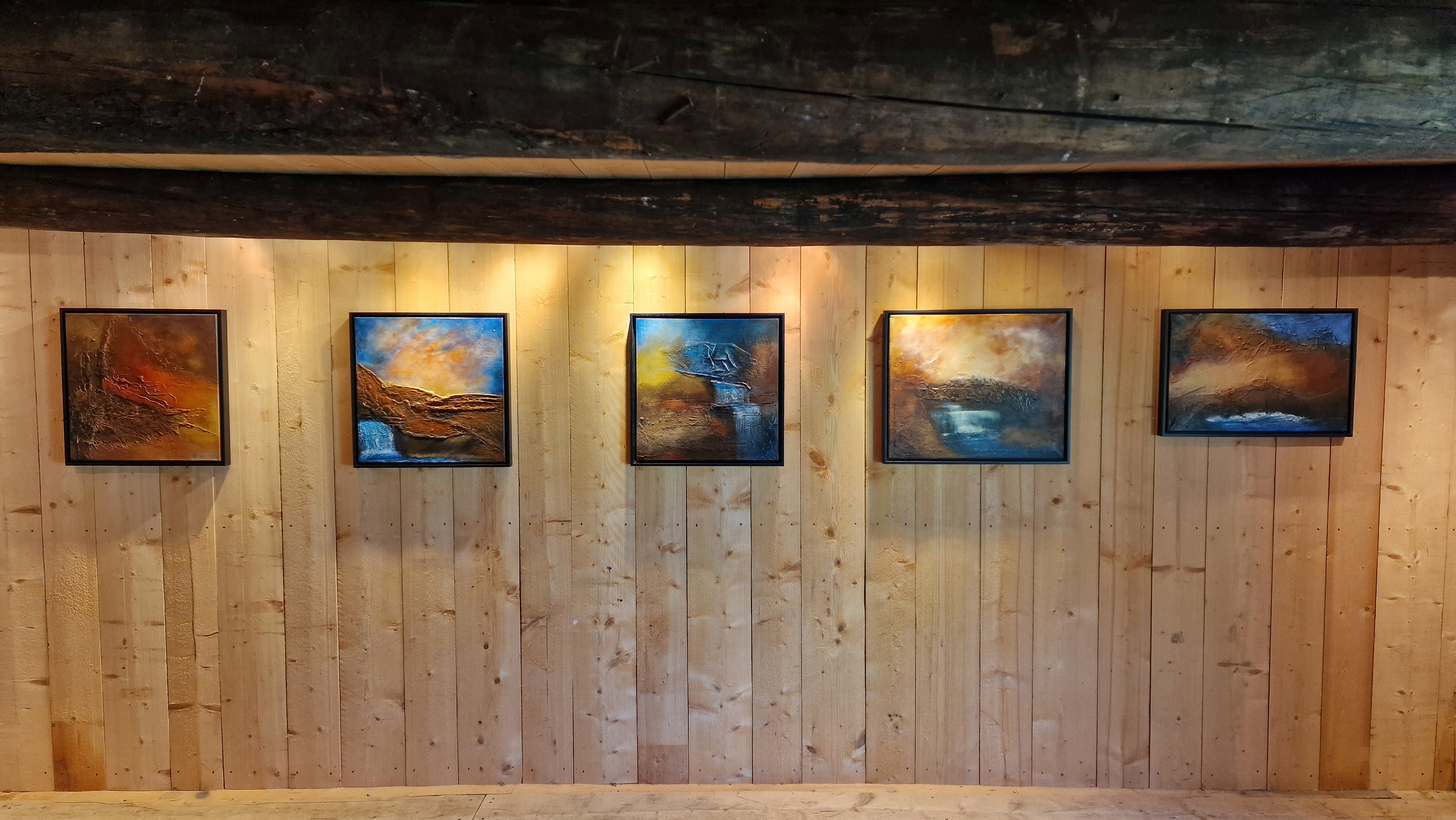 juni til august 2023