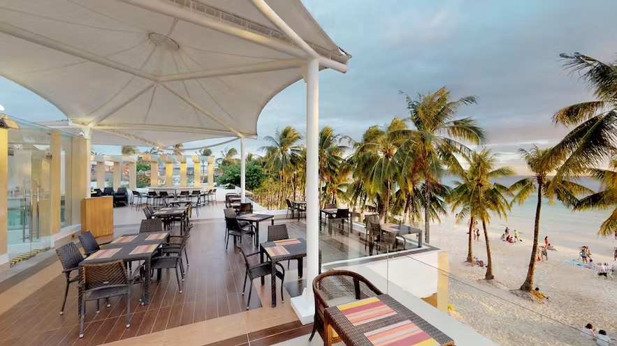 The District Boracay 的户外用餐区 The District Boracay 的户外用餐区